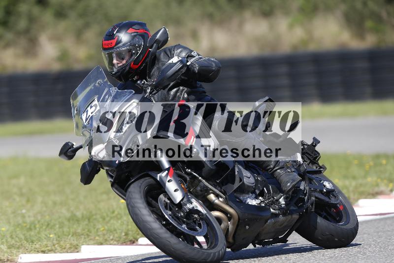 /48 25.08.2025 Cornu Master School ADR/gruen-vert/25